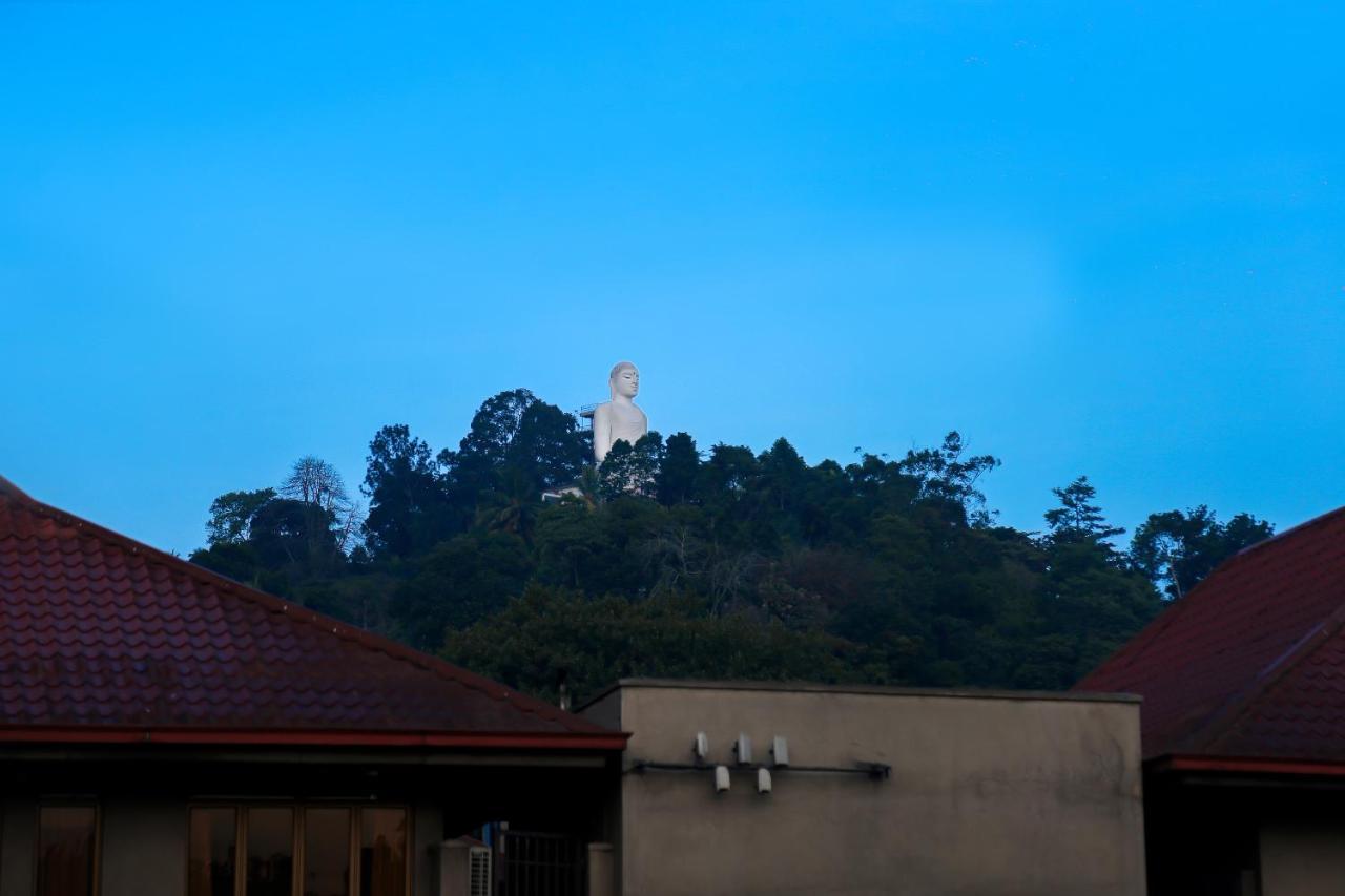 Kandy Tower Inn Экстерьер фото