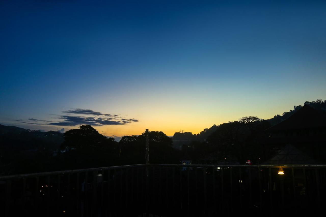Kandy Tower Inn Экстерьер фото
