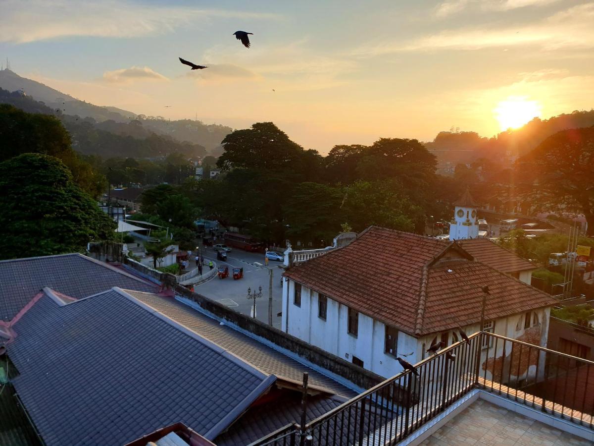 Kandy Tower Inn Экстерьер фото