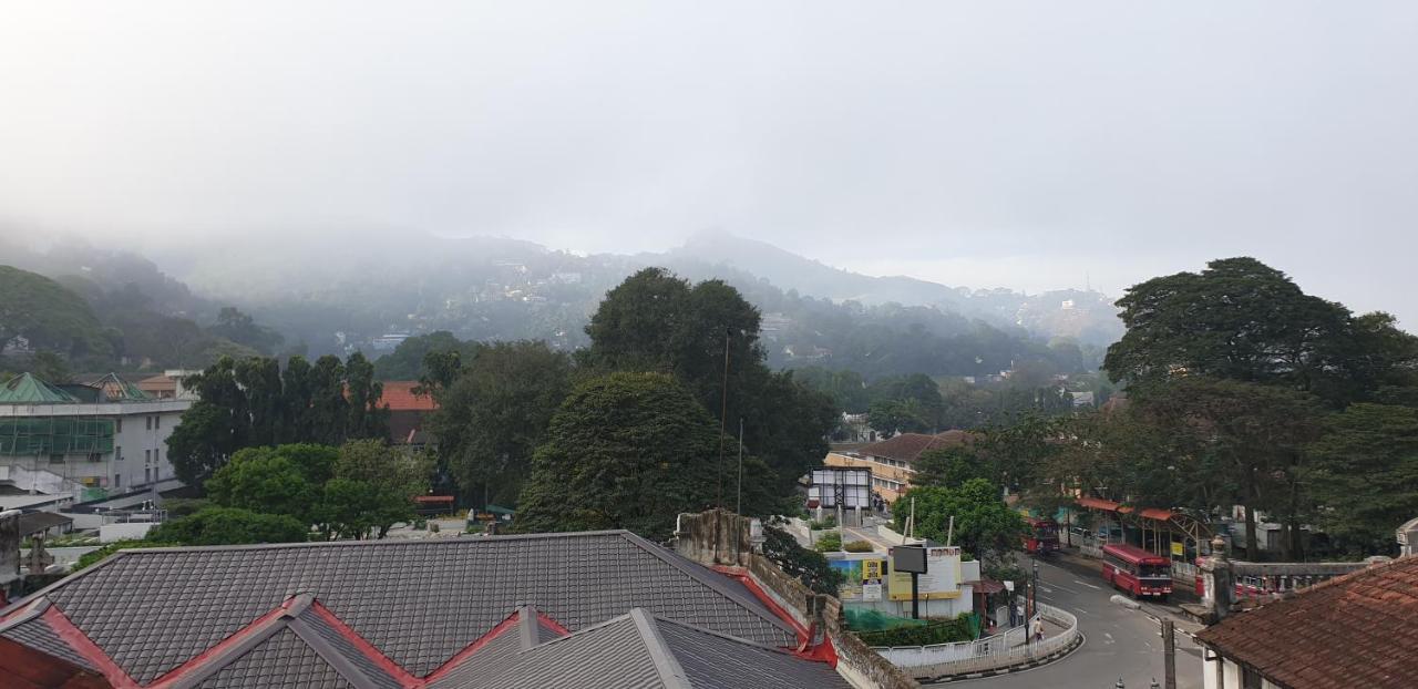 Kandy Tower Inn Экстерьер фото